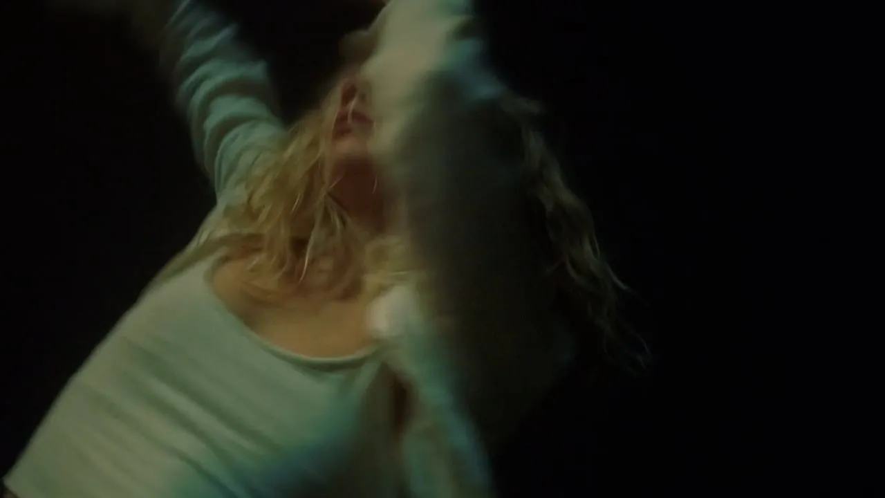 Izabelle Florentin – let yourself go, stillbild ur filmen. Foto: Petter Bülling